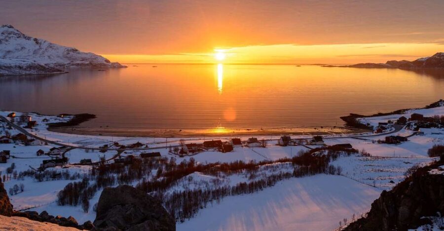 Tromso: All-Inclusive Arctic Fjords and Sommarøy Scenic Tour - A 6-hour Arctic circuit from Tromsø that feels built for the weather