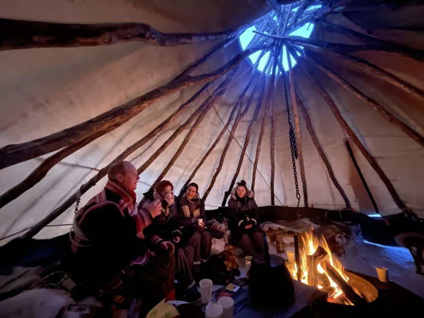 Tromsø: Arctic fjord sightseeing, Reindeer feeding and lunch - Sámi lavvo and joiking: the cultural moment that slows everything down