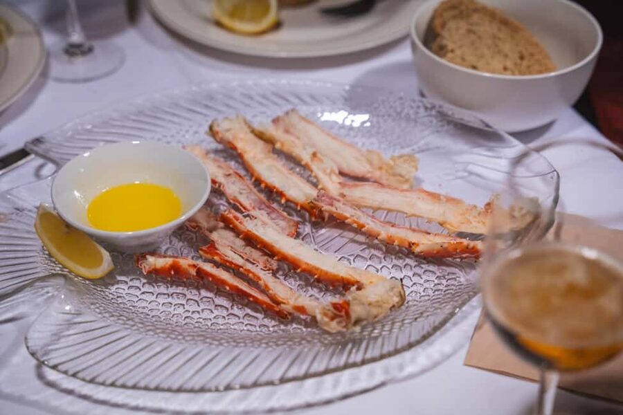 Tromsø: Arctic king crab cruise with self-captured lunch - The wheelhouse visit, where polar navigation becomes real