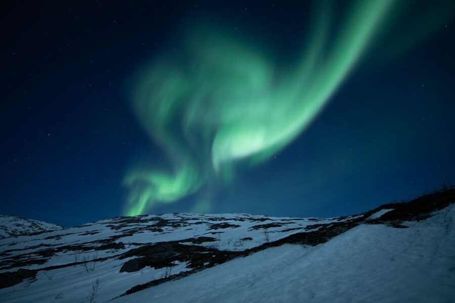 Tromsø: Aurora Borealis, Campfire, Hot Meal, Arctic Tour - Gear up right: thermal suits, icy conditions, and short walks