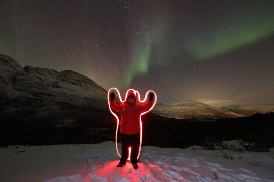 Tromsø: Aurora Borealis, Campfire, Hot Meal, Arctic Tour - Campfire storytelling and a light hot meal in the open air