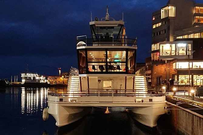 Tromso Aurora Cruise with 3-Course Dinner - Drinks onboard: welcome drink included, wine costs extra