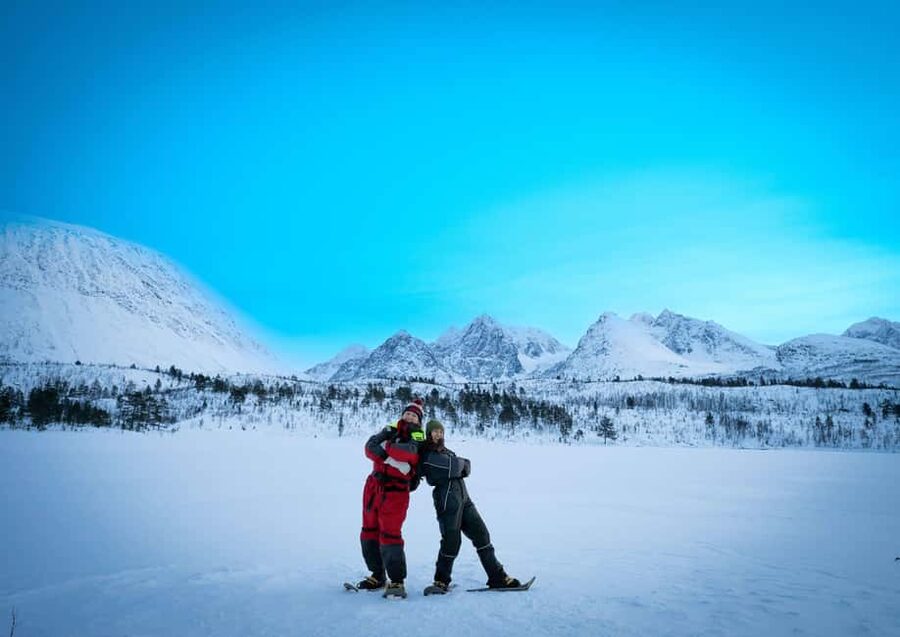 Tromsø: Aurora Crystal Lavvo Experience with Snowshoeing - Group size, lavvo rules, and what the overnight feels like