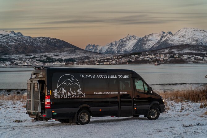 Tromsø Aurora Tour For All - 6 pm departure in Tromsø: the smart start for aurora hunting