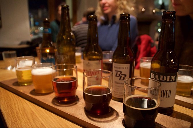 Tromso Beer Safari: Beer tasting with 10 beers and tapas - Meeting point and timing, so you are not chasing the group