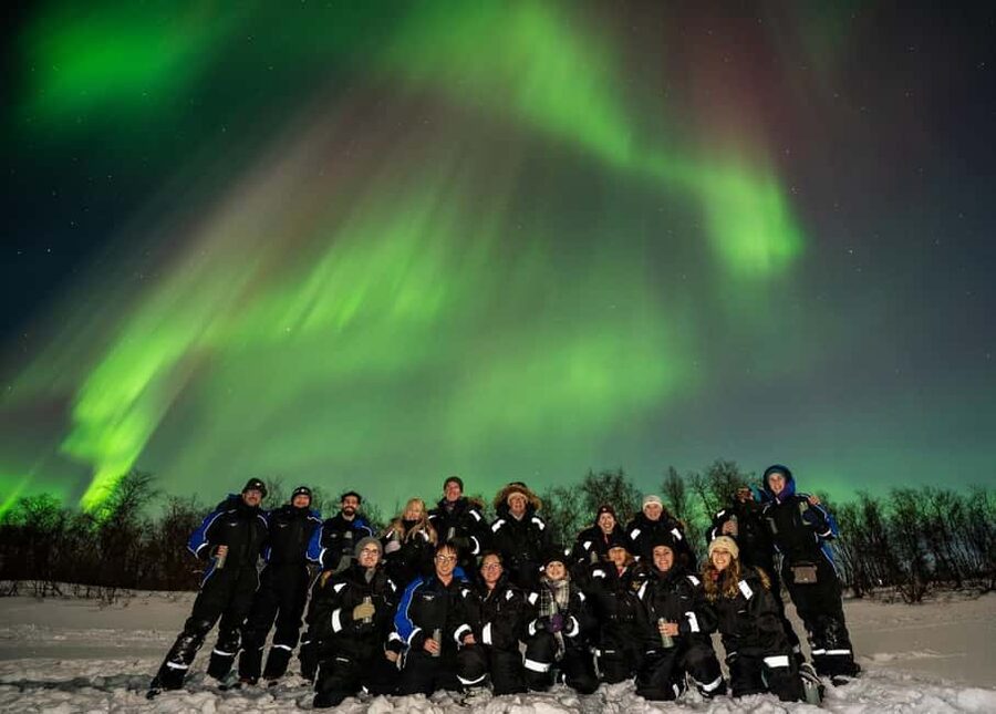Tromsø: Big Bus Northern Lights Tour with Free Photos - How the Aurora Hunt Works: Real-Time Chasing, Not One Fixed Spot