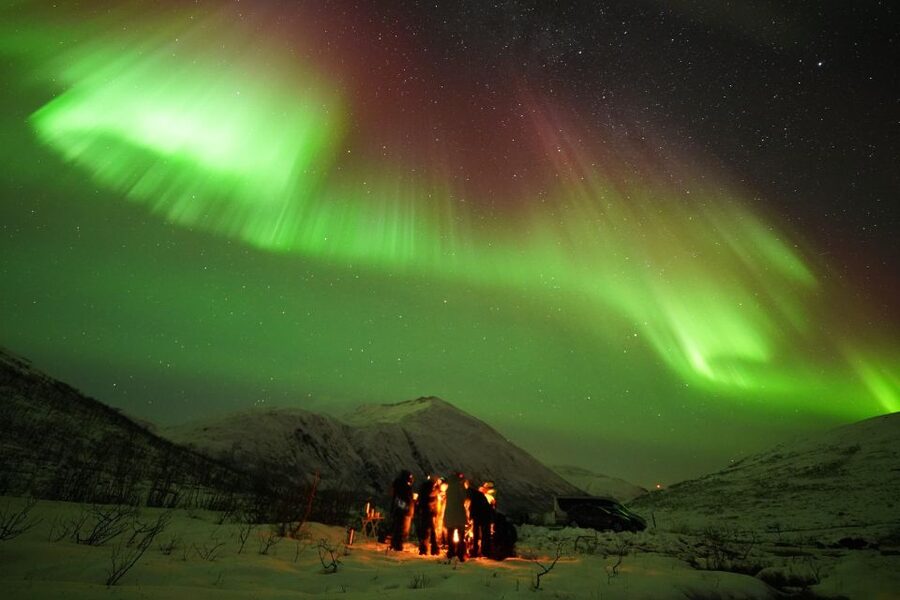 Tromsø: Chase Aurora in Minibus and Free Aurora Portrait - Why This Tromsø Aurora Tour Works Better Than One-Spot Waiting