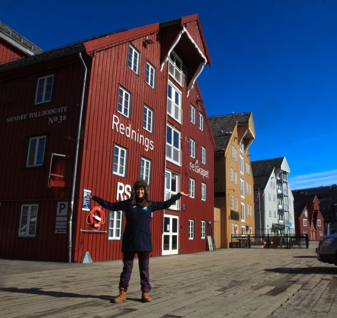 Tromsø: City Walk & Polar Museum (Private or Shared) - Inside the Polar Museum: 9,000 years in a focused hour