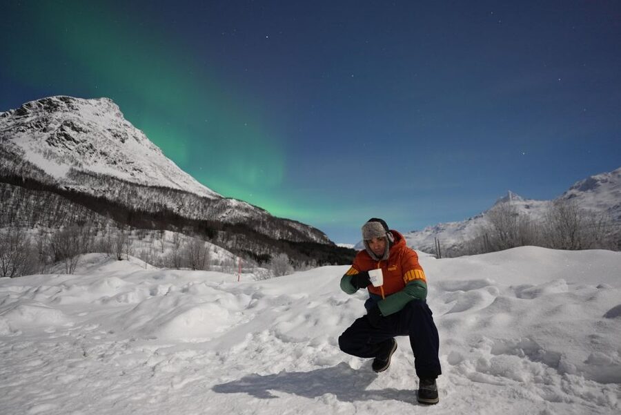 Tromsø: English/Spanish Aurora Pathfinder Tour with Photos - Photo promise: included professional DSLR pictures