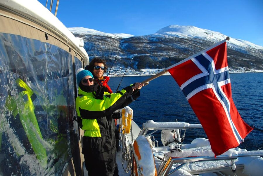Tromsø: Fjord and Islands Luxury Catamaran Cruise - Fish soup on the way back: the flavor payoff