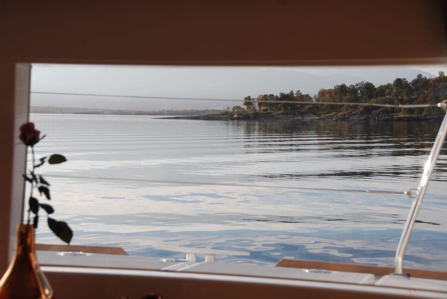 Tromsø: Fjord and Islands Luxury Catamaran Cruise - Meeting the Arctic Princess: floating jetty, no hotel pickup