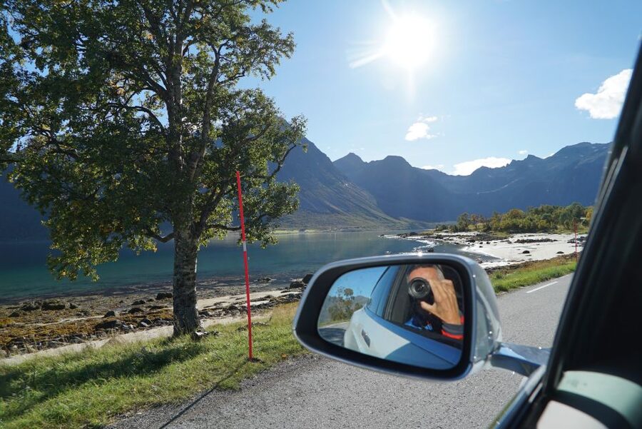 Tromsø: Fjord Sightseeing in a Tesla X Luxury Electric Car - Lunch with sea-and-mountain views: the smartest kind of break