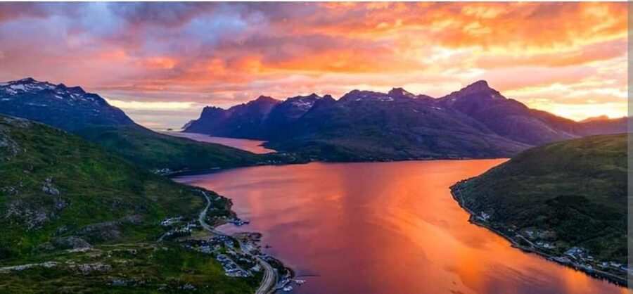 Tromsø: Fjords and Sommarøy Islands Tour with Salmon Picnic - Who should book this Sommarøy fjords and salmon tour