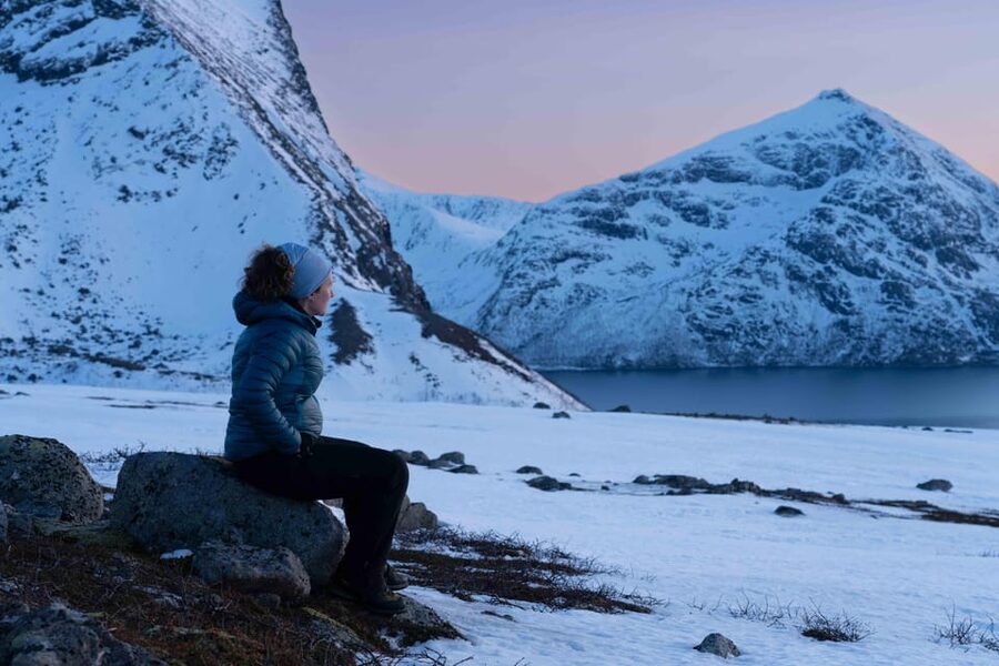 Tromsø: Fjords & Beaches Tour with campfire and Arctic food - Sommarøy in winter: beaches and frozen-water views without the tourist runaround