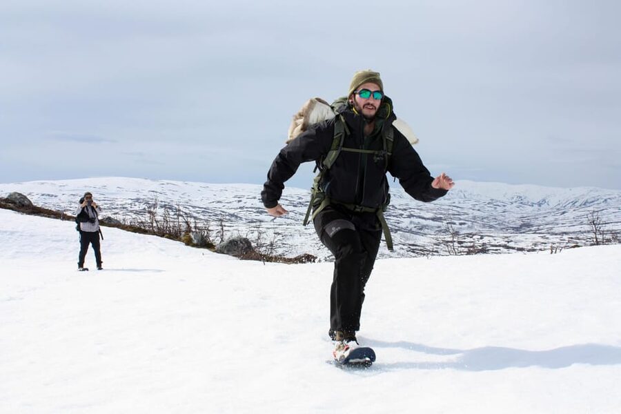 Tromsø: Ice Fishing and Snowshoe Hiking with a Local Guide - What to pack for six hours outdoors in Tromsø