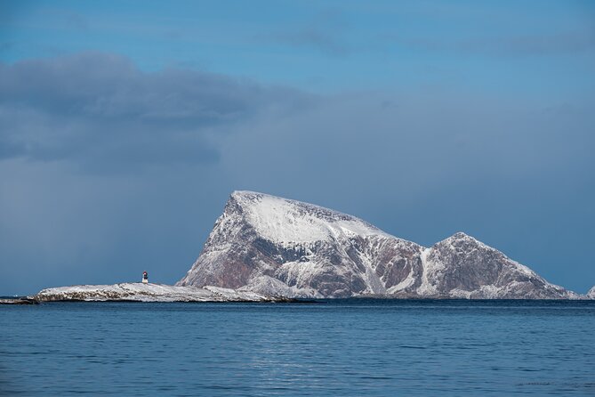 Tromsø: Kvaløya & Sommarøy Guided Fjord Tour with Lunch - Weather Reality: cold van, condensation, and what to pack
