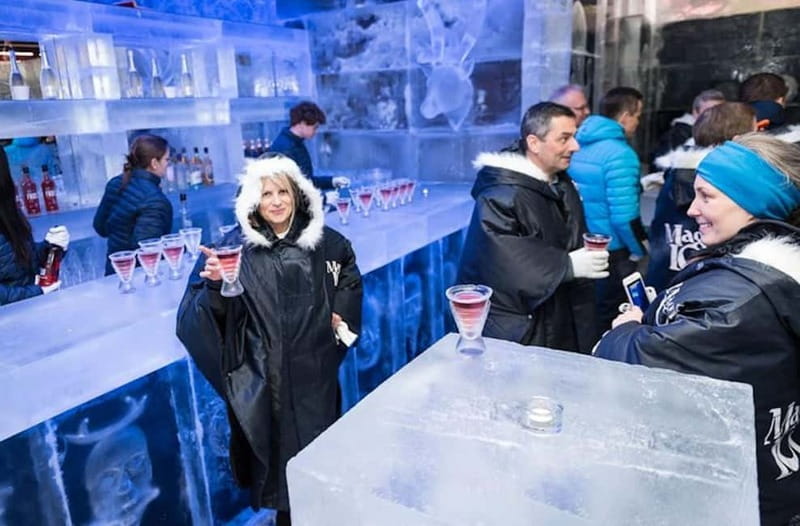 Tromsø: Magic Ice Bar Entrance and Welcome Drink - Entering the All-Ice Gallery: Poncho, Gloves, and the First Shock of Cold