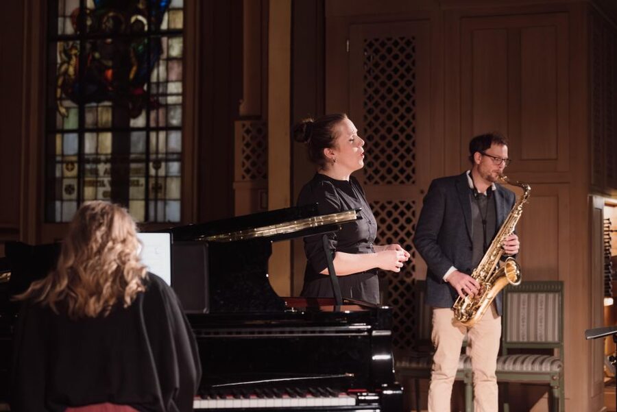 Tromsø: Midnight Concert Ticket at the Tromsø Cathedral - Timing in the Dark: Doors at 10:30 PM, Concert at 11:00 PM