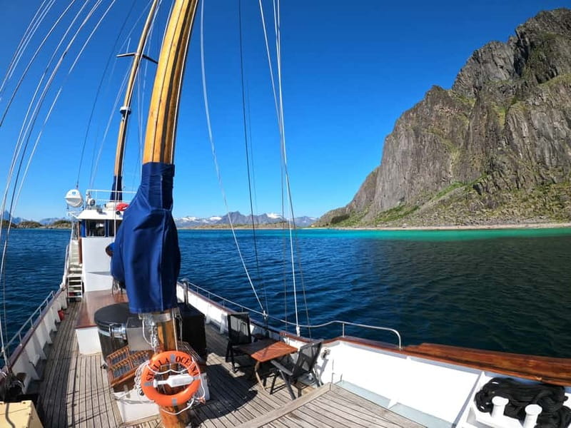 Tromsø: Midnight Sun Evening Cruise with Hot Tub - Key Points Before You Go