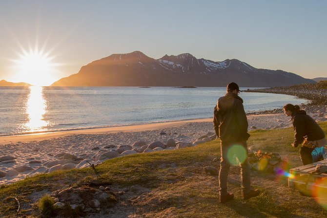 Tromsø: Midnight Sun with Campfire with Wandering Owl - Ersfjordbotn: a quick fjord photo stop when conditions allow