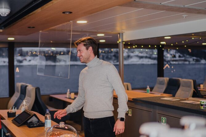Tromsø, Northern Lights and Wilderness Evening Catamaran Cruise - Price and value: is $158.20 for 2.5 hours worth it?