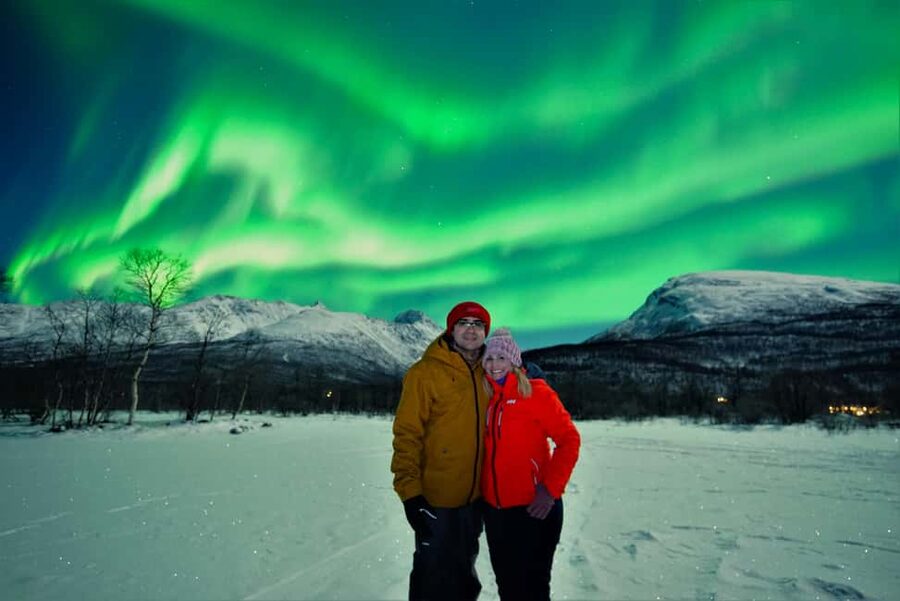 Tromsø: Northern Lights Chase in a Mercedes Benz with Photos - Northern Lights in Tromsø, The Chase Beats The One-Spot Plan