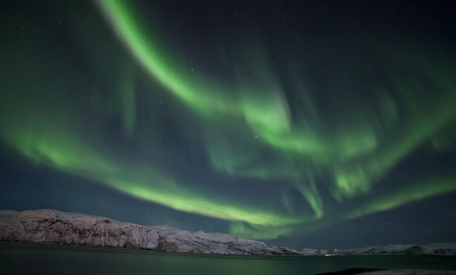 Tromso: Northern Lights Chase with Photo Package Included - Why a northern lights chase out of Tromsø beats sitting in one spot