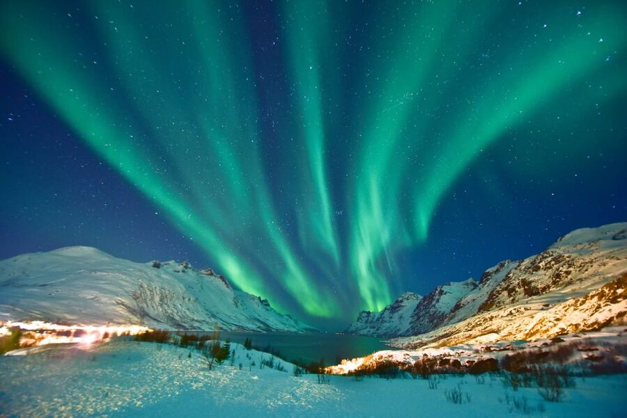 Tromsø: Northern Lights Photography Tour - How the aurora hunt works: microclimates, smart route changes, and quick stops