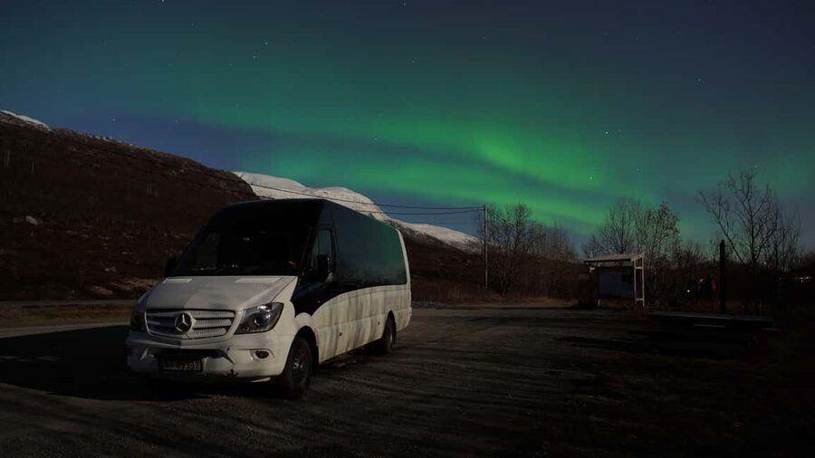 Tromsø: Northern Lights Tour in Glass Minibus with Dinner - Price and value at $131 per person
