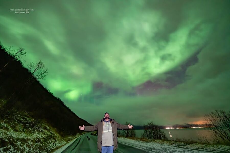 Tromsø: Northern Lights Tour w/Photo, Suits and Local Guide - Quick Takeaways