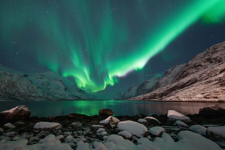 Tromsø: Northern Lights Tour with Local Guide and Photos - Chasing Clear Sky, Even Toward Finland or Sweden