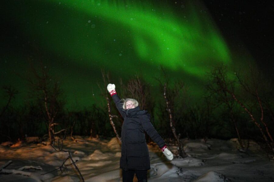 Tromsø: Northern Lights Tour with Local Guide and Photos - What You Need to Bring (and What Will Get You Turned Away)
