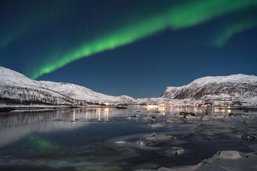 Tromsø: Northern Lights Tour with Local Stories & Photos - Warmth, Comfort, and the Arctic Reality Check