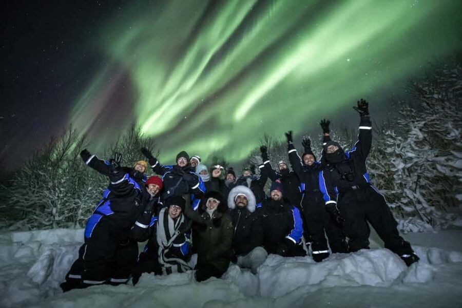 Tromsø: Premium Northern Lights Chase with Free Photos - Free professional Northern Lights photos, how to get the best results