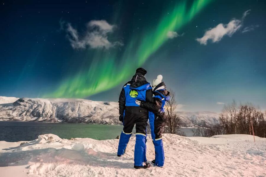 Tromsø: Premium Northern Lights Tour Small Group 8 Guests - Why This Small-Group Aurora Chase Works Better Than Bus Tours