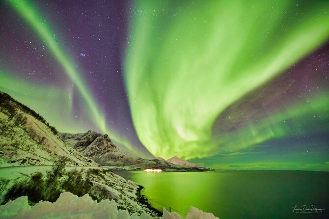Tromso: Private Aurora Chase by Minivan - Warm Gear, Winter Boots, and Tripod Access That Reduce Friction