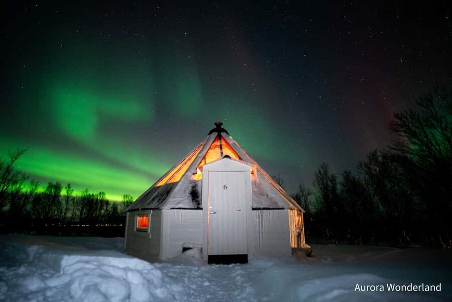 Tromsø: Snowmobile Tour with Aurora Crystal Lavvo Stay - Why Lyngen feels made for northern lights