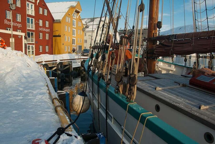 Tromsø: Walking Tour with Museum Visit - The walking portion: Tromsø history, architecture, and the Gateway to the Arctic