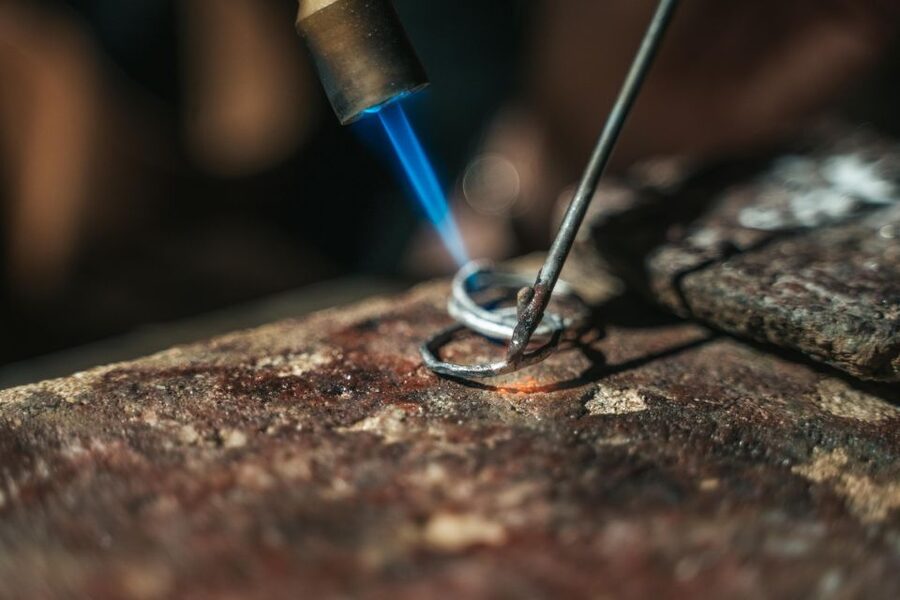 Tromsoe: Make your own silver ring in a goldsmith workshop - Wabi Sabi in your hands, not just on the wall