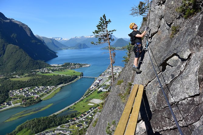 Via Ferrata Åndalsnes Intro Wall - Why the Andalsnes Intro Wall is such a strong first via ferrata