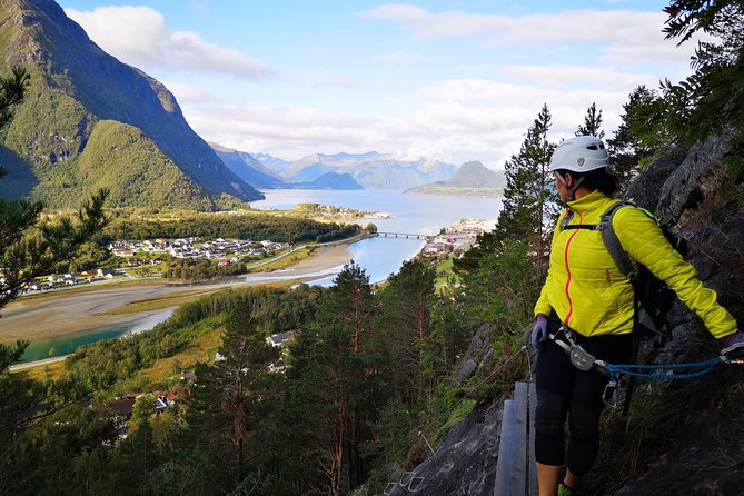 Via Ferrata Åndalsnes Intro Wall - Weather reality in Åndalsnes, rain runs, and when the climb cancels