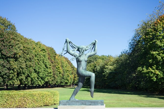 Vigeland Alien Threat in Oslo Exploration Game and Tour - Key highlights to look for