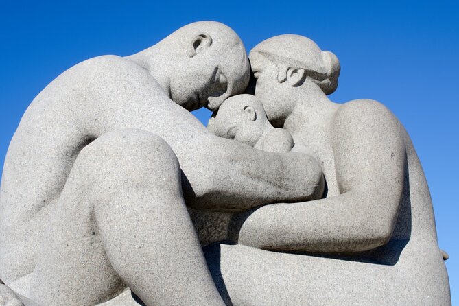 Vigeland Alien Threat in Oslo Exploration Game and Tour - Winter, snow, wind, and how to handle it without stress