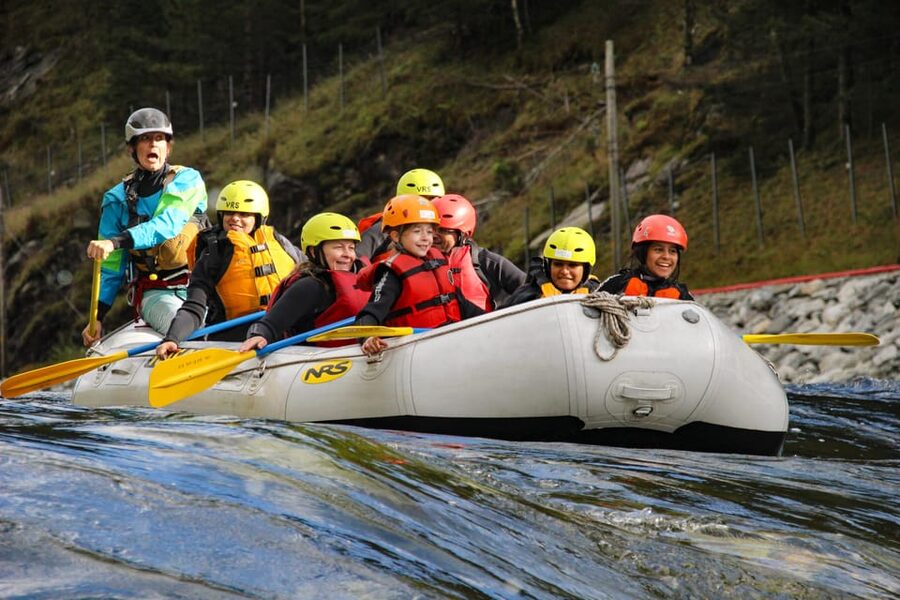 Voss: Family Rafting on the Vosso River - Voss Family Rafting on the Vosso River, the big reason it works