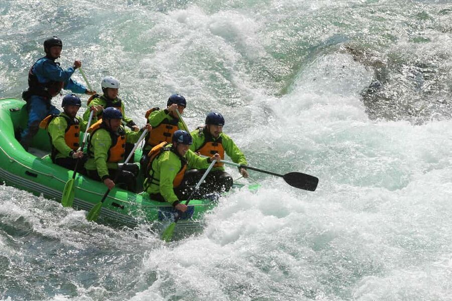 Voss: Thrilling Whitewater Rafting Guided Trip - Continuous Grade 3 on the Raundal River, Voss’ Adventure Playground