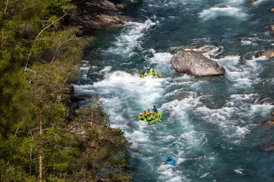 Voss: Thrilling Whitewater Rafting Guided Trip - Gear Up and Get Briefed, Then Hit the Water in About 20 Minutes
