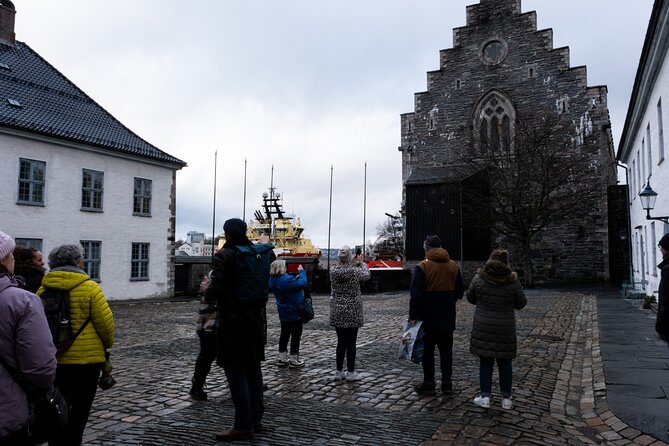 Walking Tour in Bergen of the Past and Present - Fjellsiden’s wooden houses, what daily life felt like
