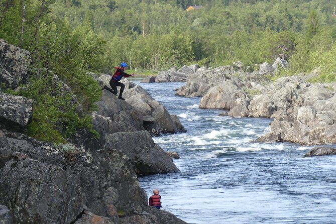 Wild Viking Rafting on Numedalslågen River - level 3 - Viking theme plus real instruction